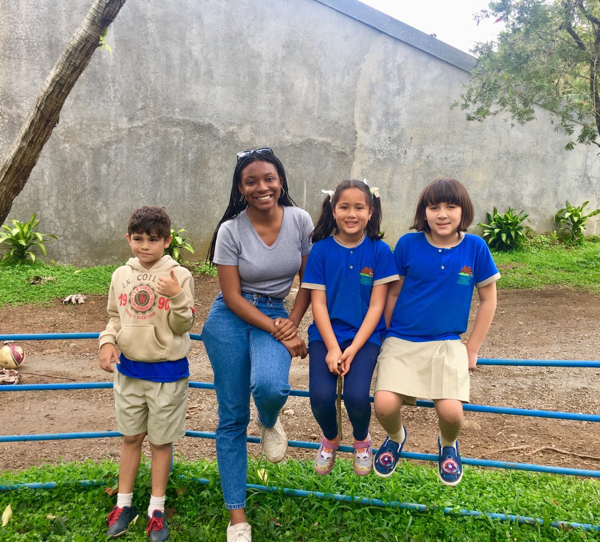 University of Texas student Mattison Gotcher with some of her students in Costa Rica