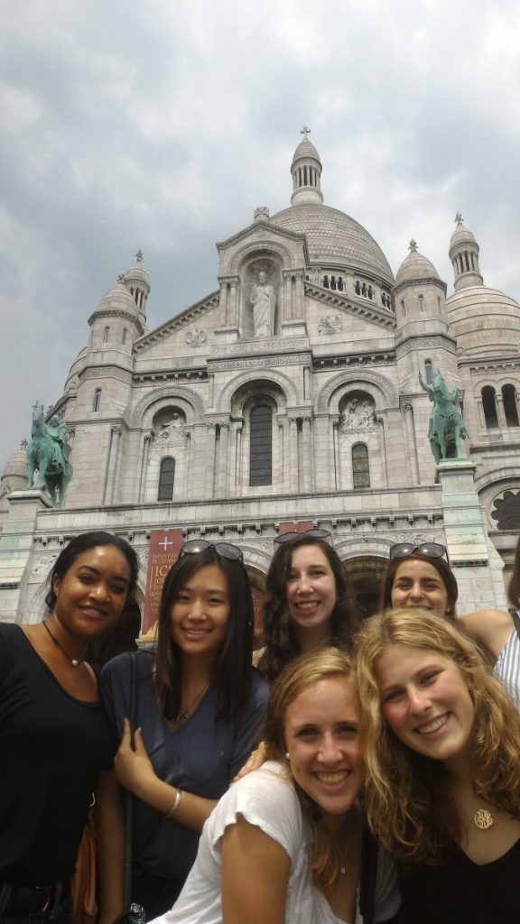 Art & design students in front of Paris' Sacre Couer