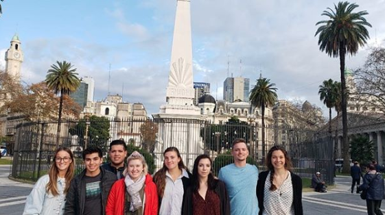 Study abroad students in Buenos Aires Argentina